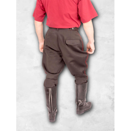 Где купить Брюки в сапоги - галифе смесовые черные с красным кантом для кубанских казаков в Москве недорого