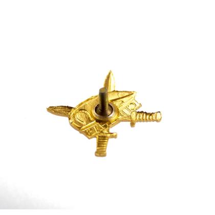  Где купить фрачный знак Фрачник Спецназ ( красный берет ) на закрутке в Москве недорого