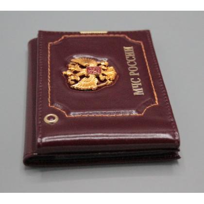 Где купить Обложку на удостоверение + автодокументы с эмблемой МЧС герб РФ нат.кожа Бордо в Москве с доставкой по России